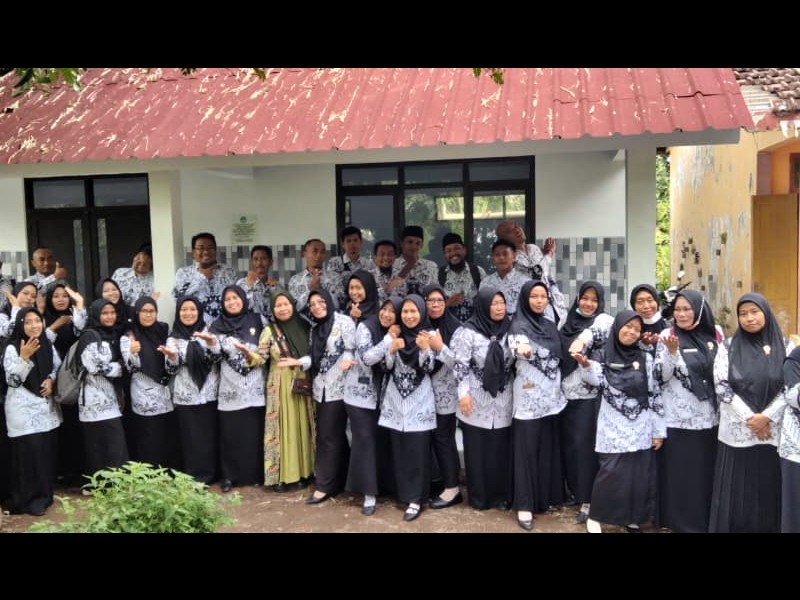 Kegitan Rutin KKG Gugus 2 Melati sekligus Pelepasan Purna Tugas Pengawas Korwil